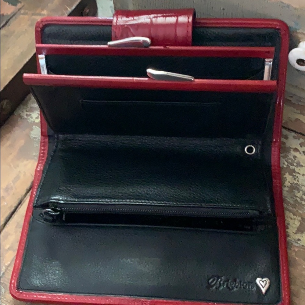 Brighton Wallet - Picture 3 of 5